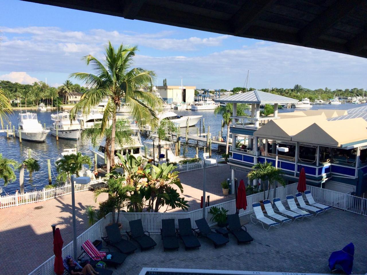 Pirate'S Cove Resort And Marina - Stuart Exteriör bild