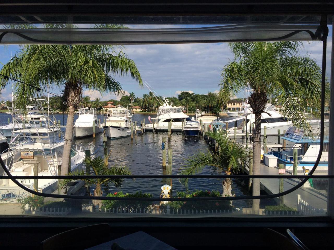 Pirate'S Cove Resort And Marina - Stuart Exteriör bild